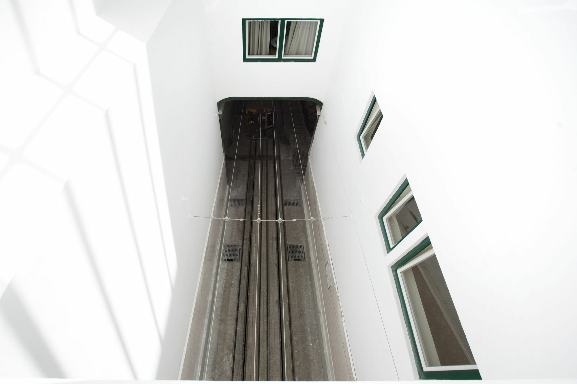 Ascensor Da Bica - Lisbon Serviced Apartments Eksteriør billede